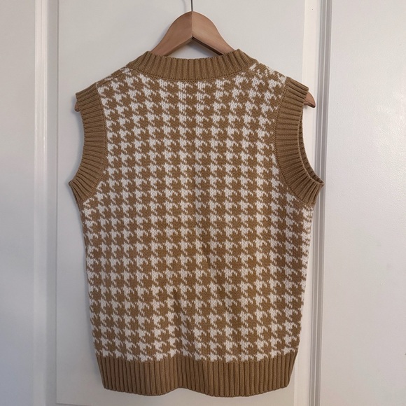 Knit Dogtooth Sweat Vest - Picture 3 of 3